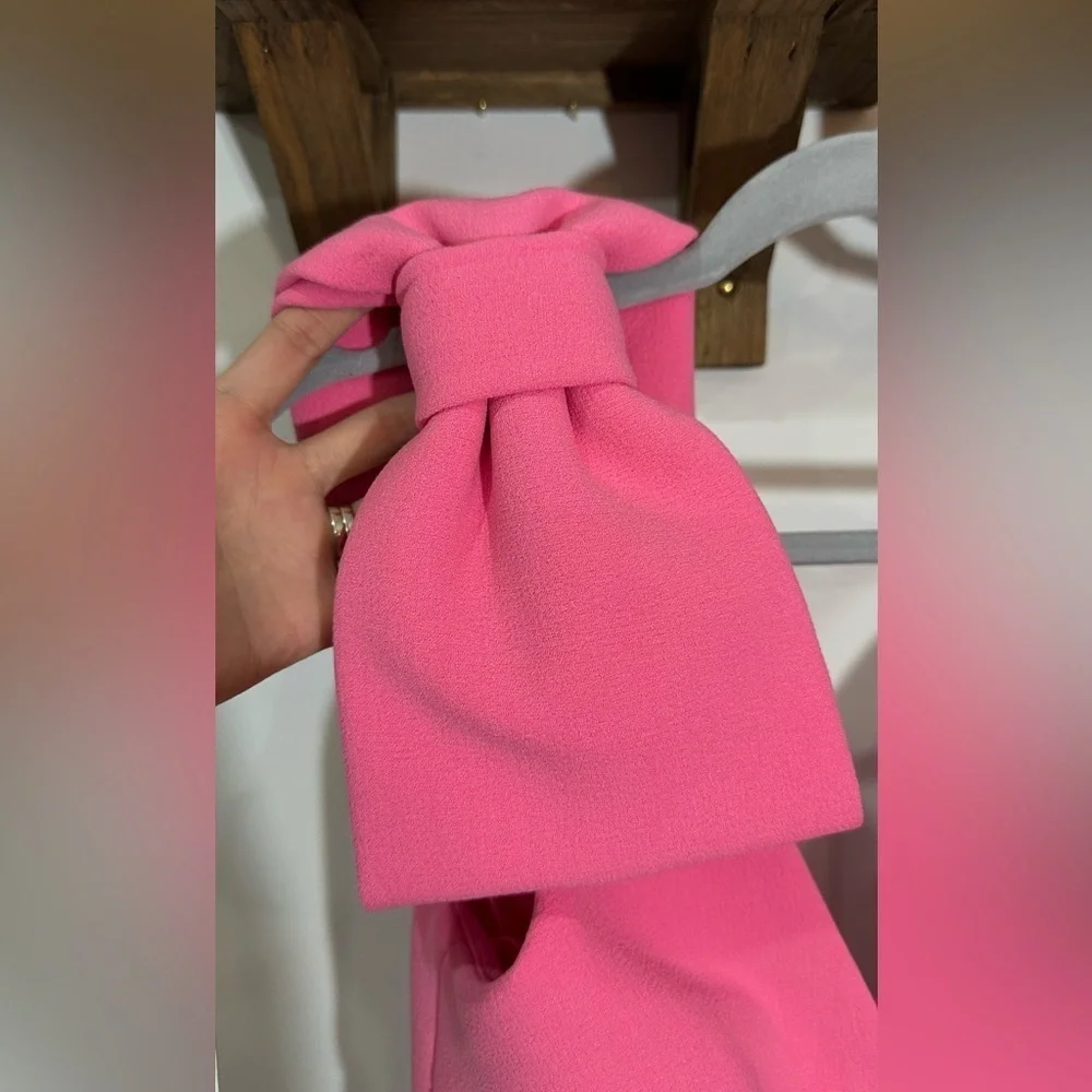 NWT Rebecca Vallance Love One Bow Shoulder Dress Pink 4